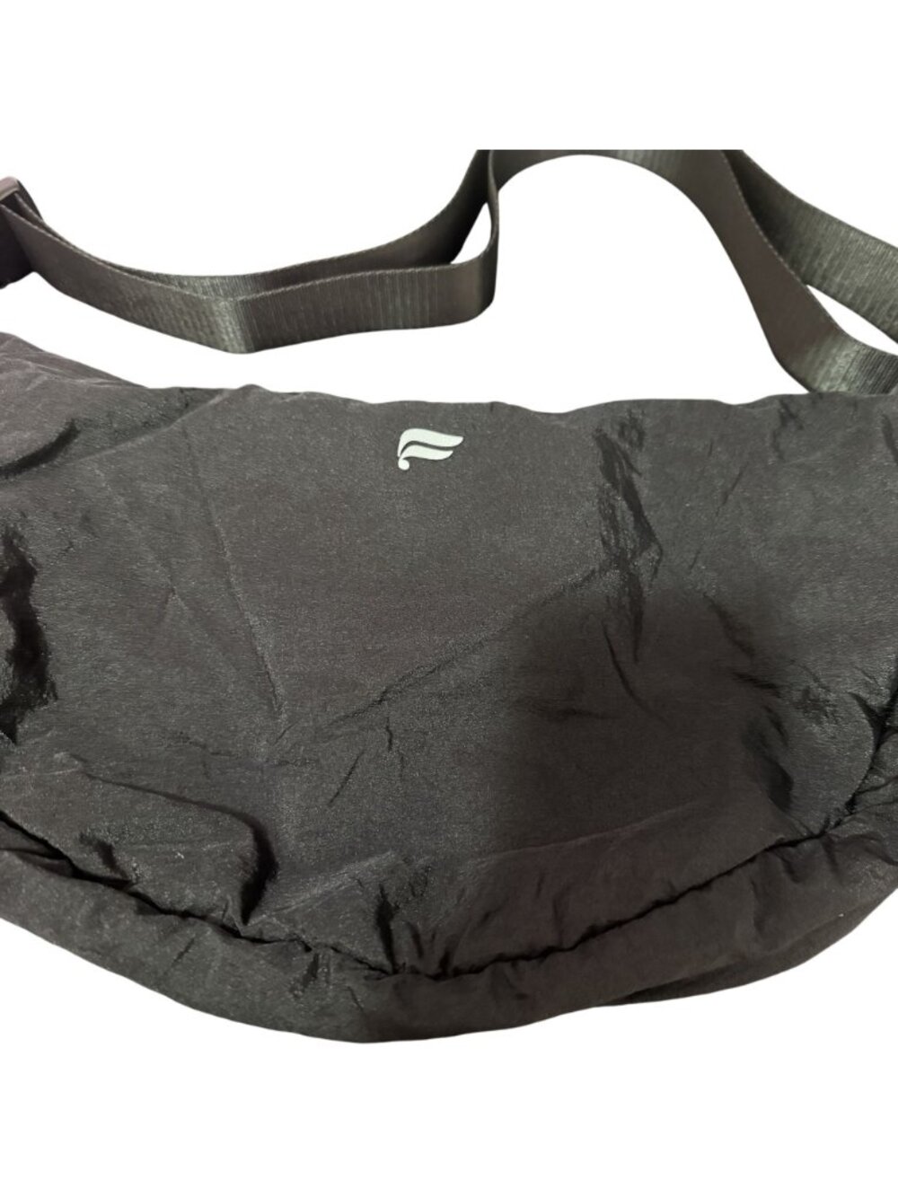 NWT Fabletics Black Nylon Puffer Belt Bag Crossbody Adjustable Strap OS - Picture 3 of 7